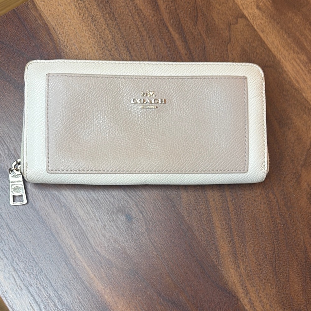 Coach F53838 Zip Around Beige and Cream Leather Full Size Wallet
